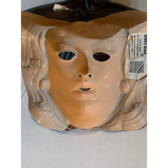 1976 DC Comics Wonder Woman Mask - Ben Cooper Vinatge - Picture 8 of 12